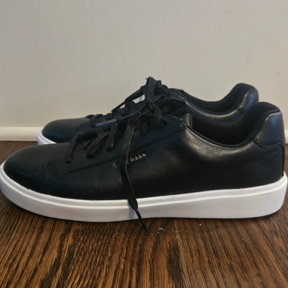 Cole Haan Women's Grand Crosscourt Daily Sneaker US 10B